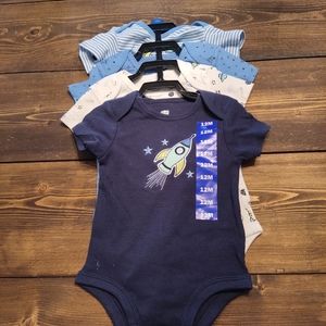 🔥3/20$ 4 Bodysuits NEW